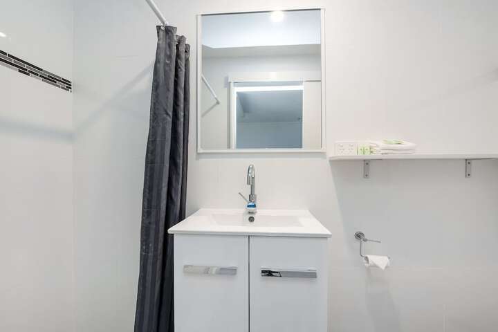 Room 16 of 53