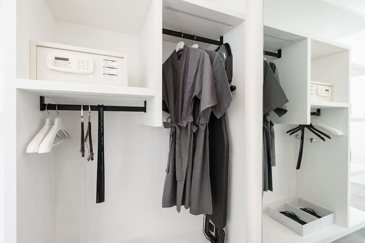 Room 15 of 70