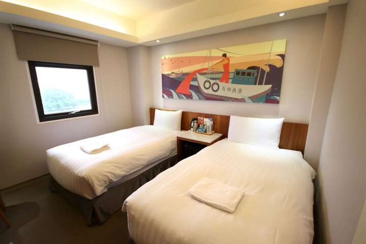 Room 43 of 87