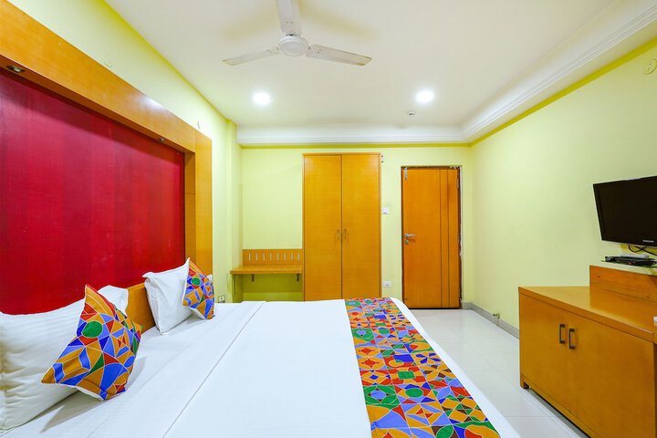 Room 15 of 35