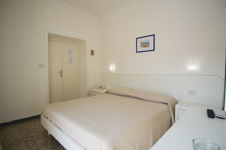 Room 18 of 45