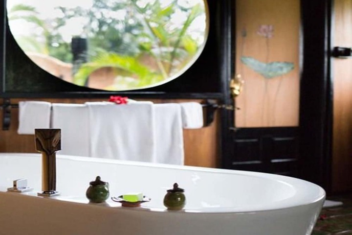 Bath Photo