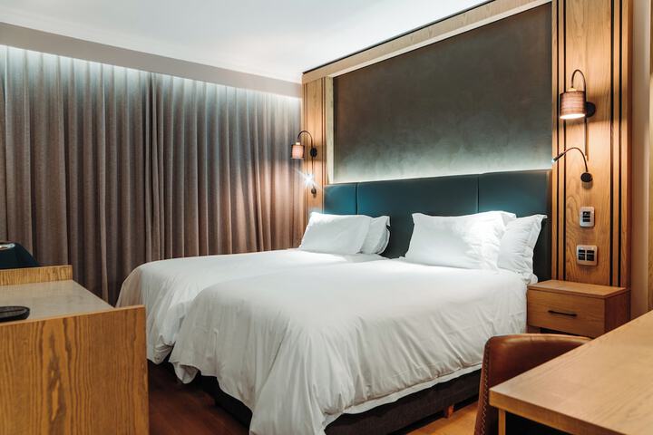 Room 21 of 90