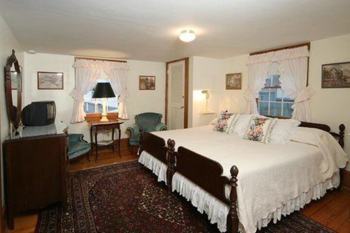 Room 18 of 50