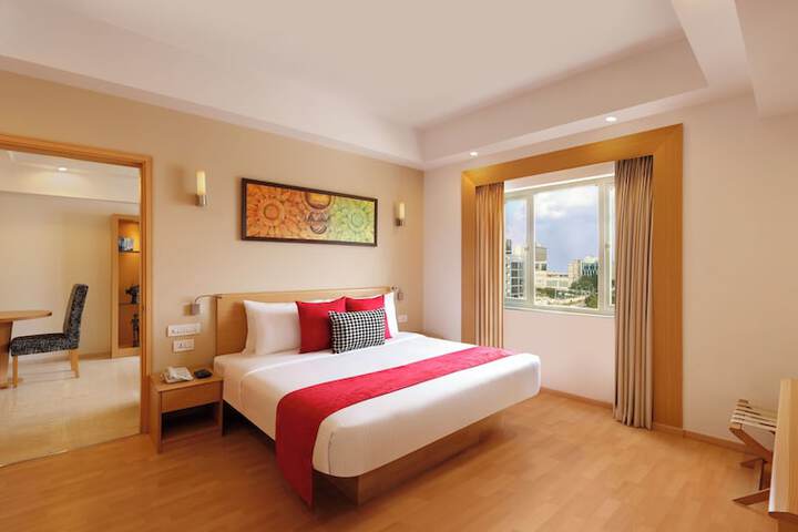 Room 18 of 43