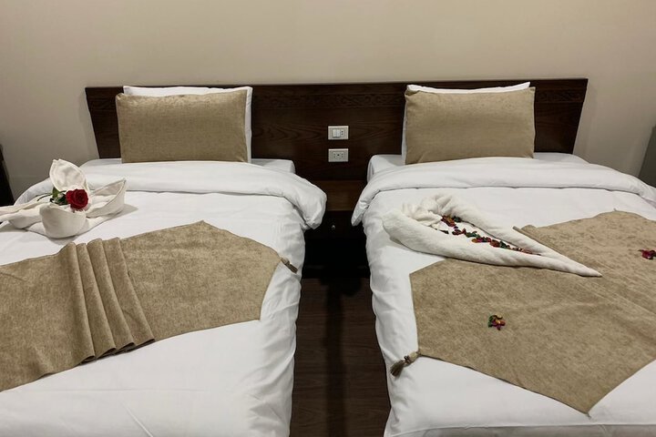 Room 2 of 59