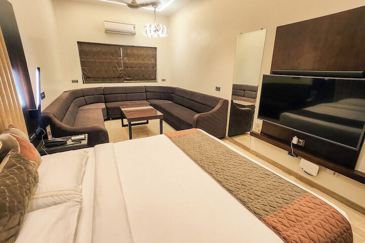 Room 41 of 71