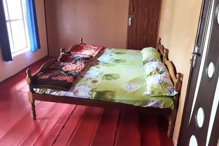 Room 3 of 11