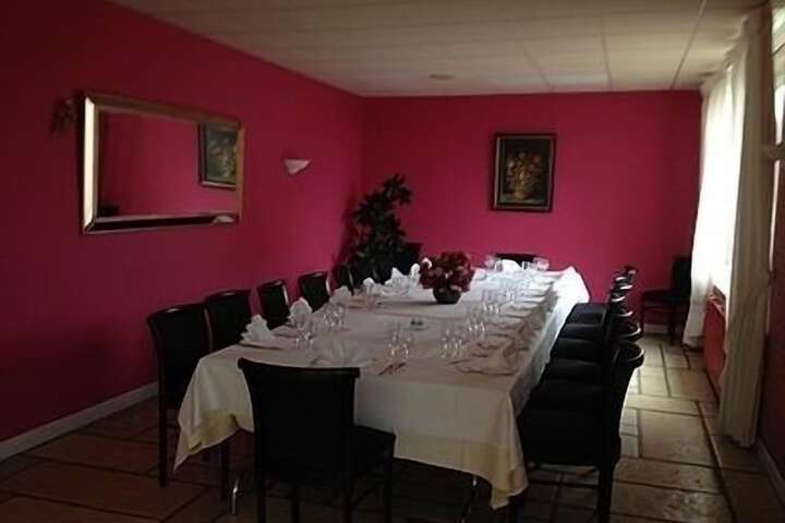 Dining 15 of 38