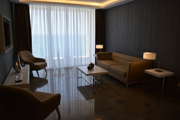 Room 43 of 78