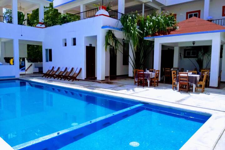 Exterior of Hotel D Abril