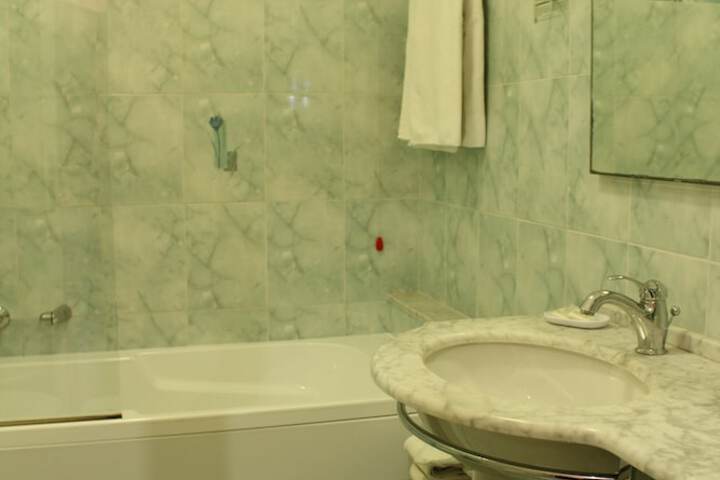 Room 41 of 53