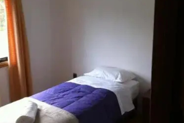 Room 5 of 14