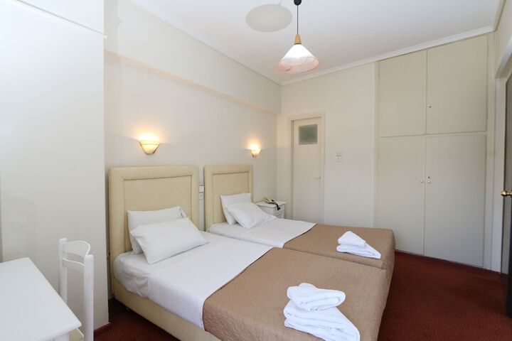 Room 7 of 29