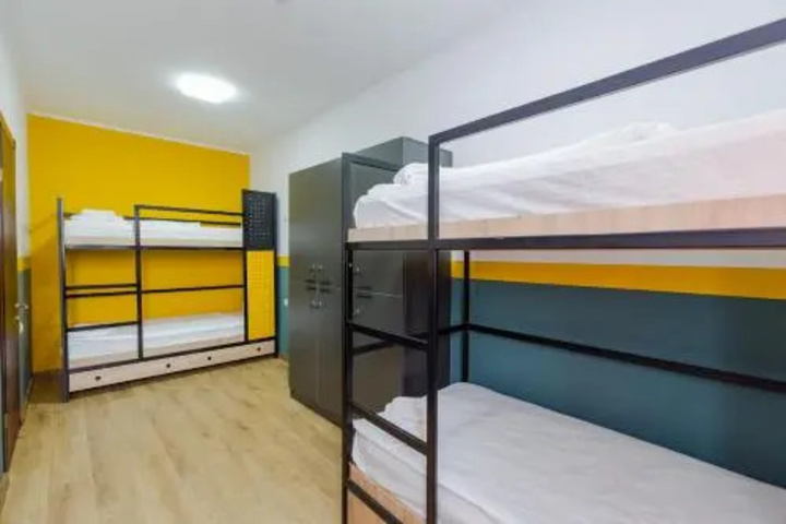 Room 2 of 3
