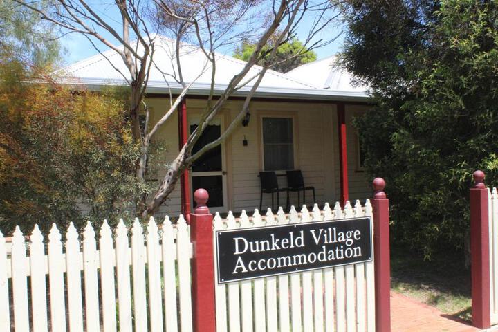 Exterior of Dunkeld Village Accommodation