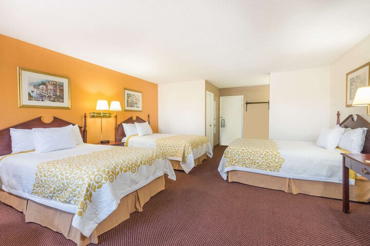 2 Double Beds (2 of 9)