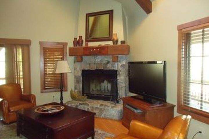 Room 40 of 49