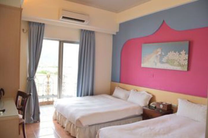 Room 21 of 37