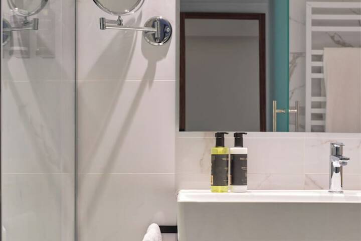 Clean Restrooms