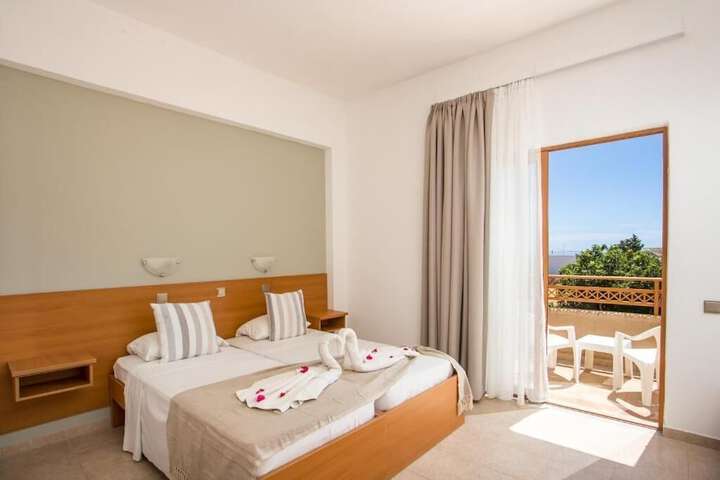 Room 3 of 19