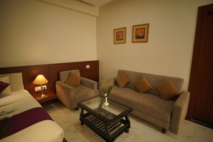 Room 12 of 46