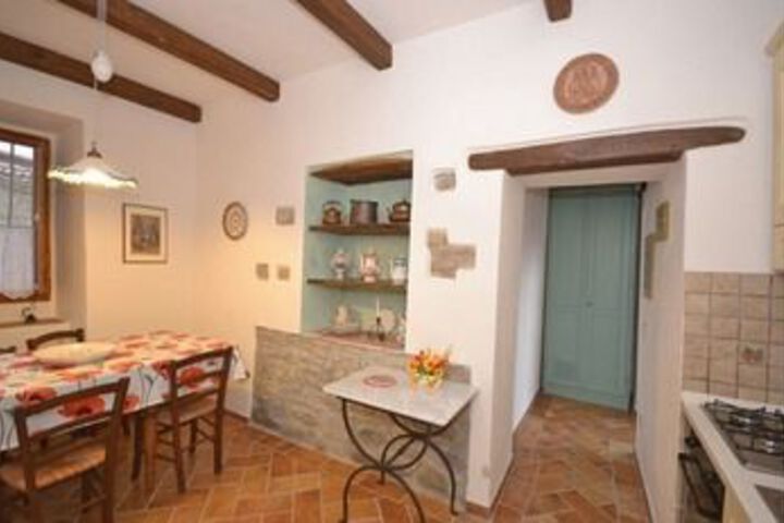 Room 15 of 28