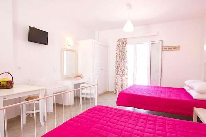 Room 10 of 49