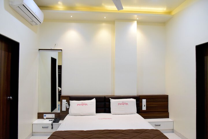 Room 3 of 43