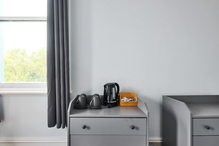 Room 13 of 35
