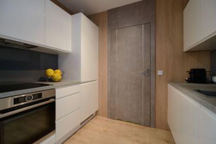 Room 45 of 76