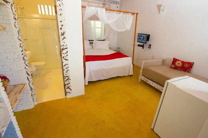 Room 28 of 73