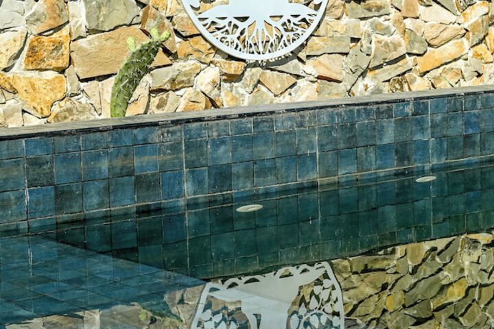 Pool 50 of 67