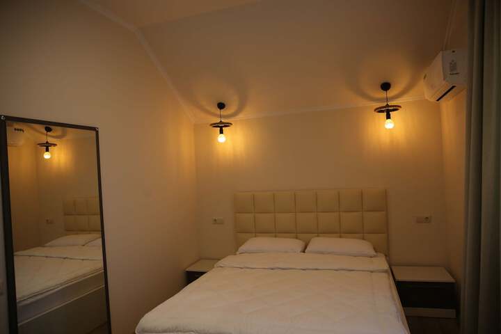 Room 30 of 72