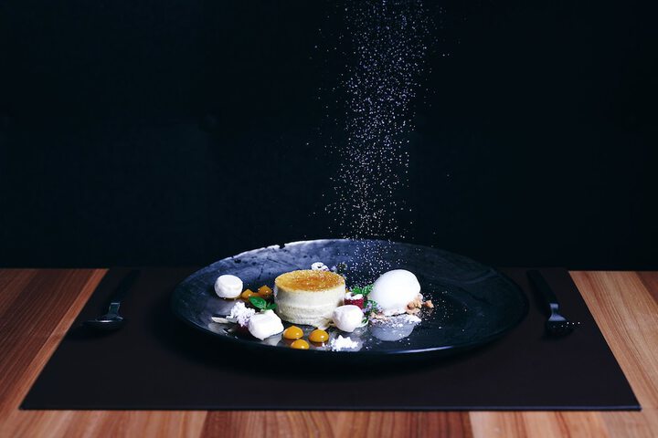 Dining 30 of 42