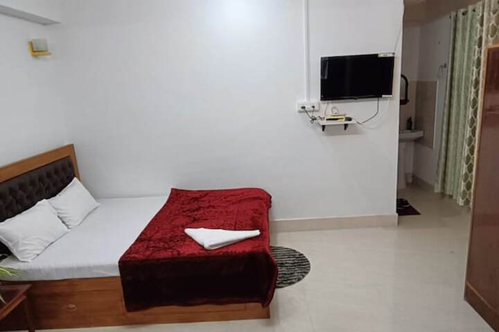 Room 4 of 11