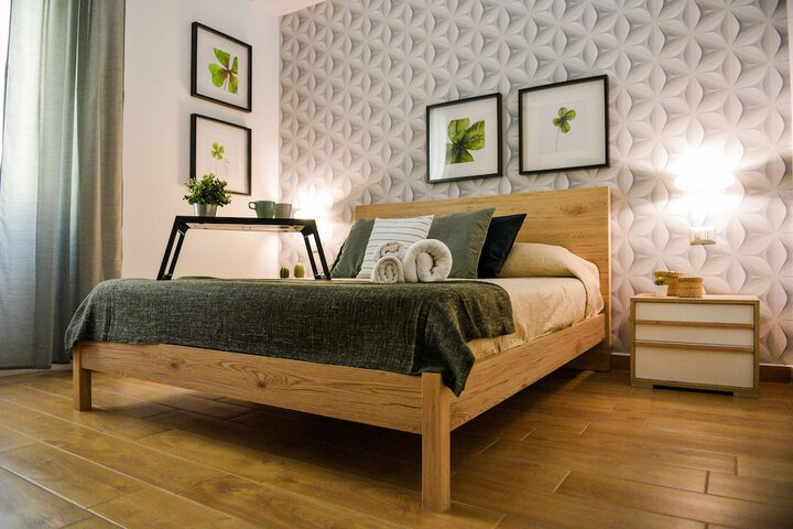 Room 6 of 51