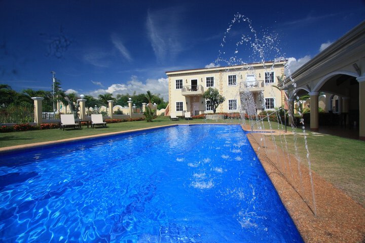 Pool 50 of 80