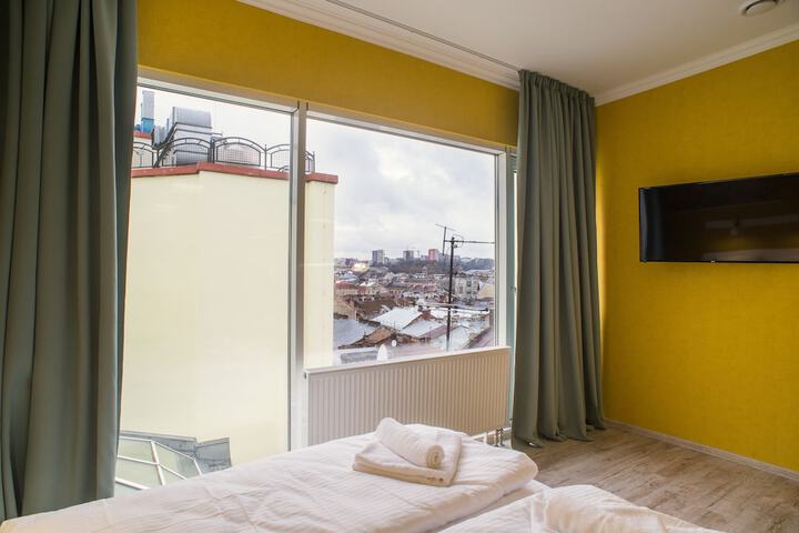Hotel 129 of 146