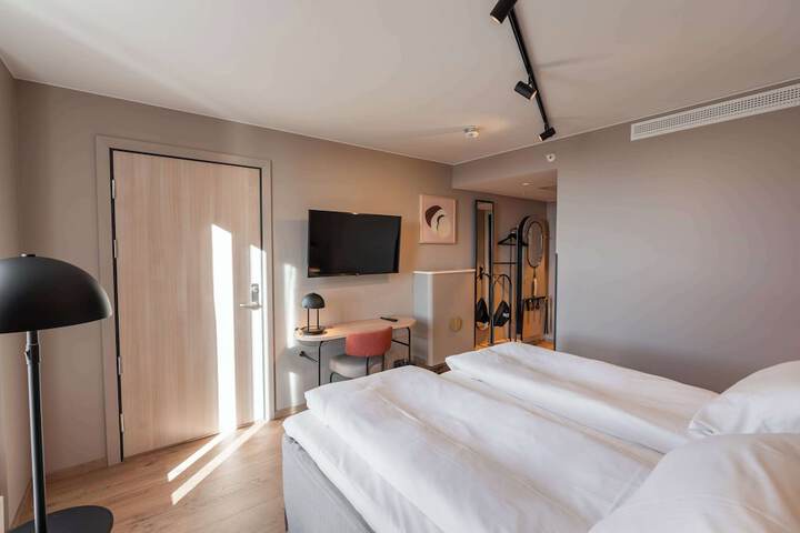 Room 11 of 56