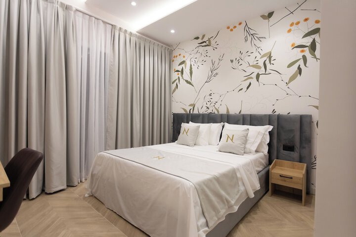 Room 105 of 249