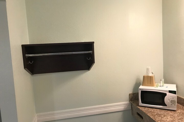 Room 19 of 26