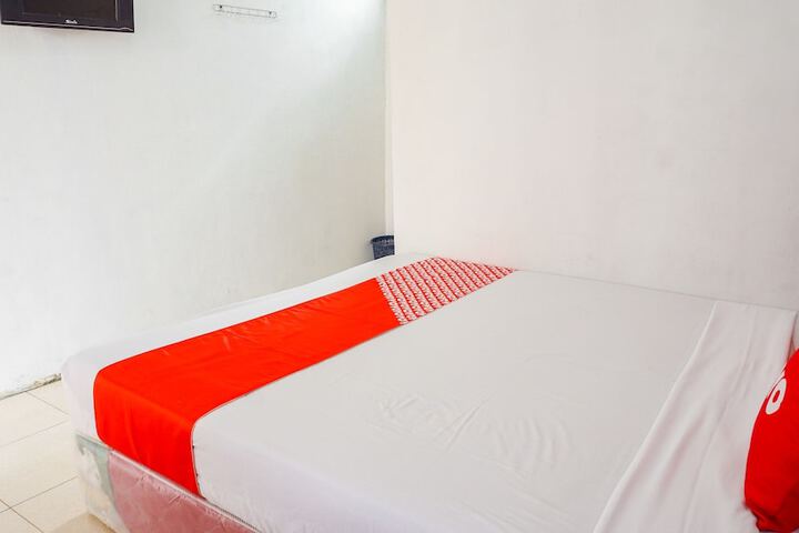 Room 10 of 21