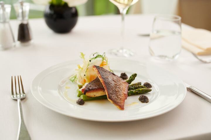 Dining 224 of 441