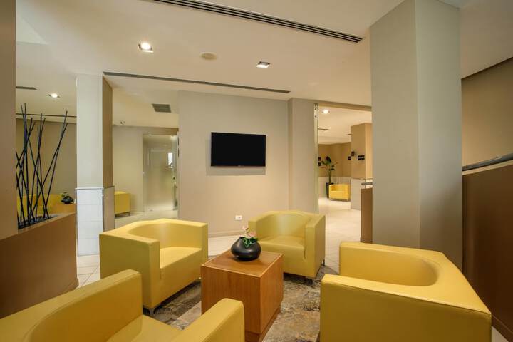 Guest Lobby