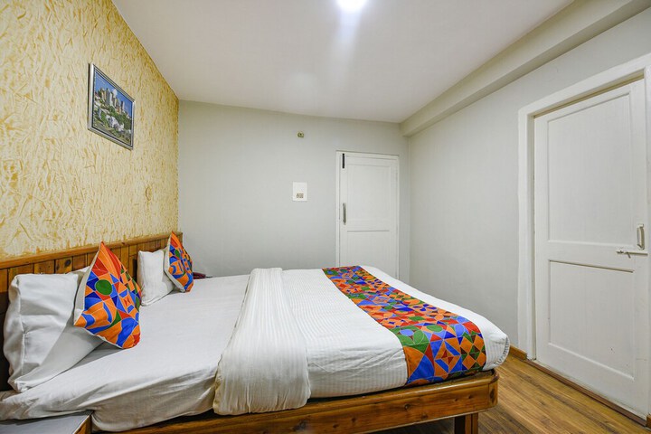Room 15 of 24