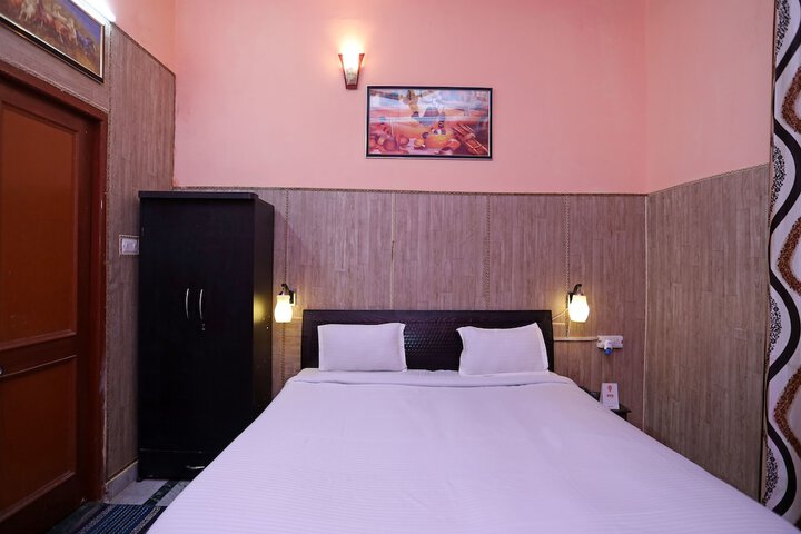 Room 14 of 22