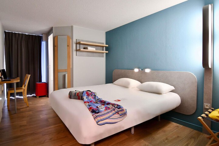 Room 13 of 41