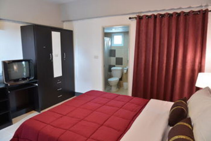 Room 27 of 35