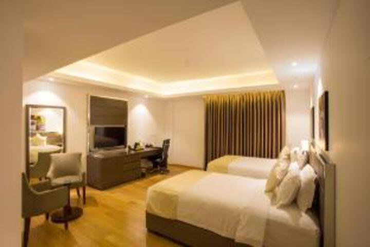 Room 15 of 22